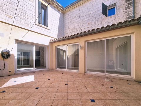 MAISON D'ENVIRON 219M², PATIO ET GARAGE