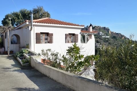 Northern Sporades Real Estate Consultants Kollias Panagiotis - Pappas Vasileios: Available for Sale by exclusivity residence 150 sq.m. in the old country of Alonissos. The residence consists of three floors of parking and surrounding areas. The first...