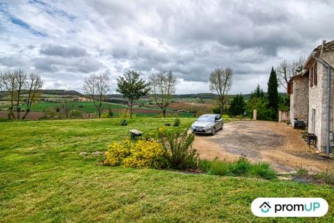 We are pleased to present you this sumptuous bourgeois stone detached house, located in the beautiful town of Lauzerte. With a living area of 390 m2 on a plot of 2,498 m2, this property is a true oasis of calm and tranquility. This house has 7 rooms,...