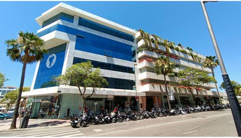 PUERTO BANUS OFFICE FREEHOLD - Location, location, location. Great opportunity to acquire a modern office building next to El Corte Ingles Banus and Antonio Banderas square. The building comes with safe underground parking, all the amenities and serv...
