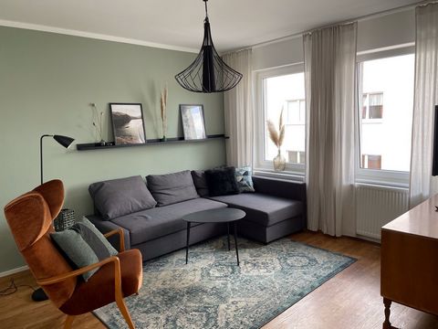 Stylish and beautiful, top equipped 3-room apartment in Eisenach with balcony, fully automatic coffee machine, Netflix, Sonos music system, induction hob and much more.