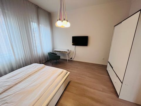 Fully furnished beautiful sunny old building apartment, 3,10 m room height Daylight bathroom with large window and bathtub 3-fold insulating glass window + roller blind central heating Room layout The apartment consists of two rooms. One of them func...