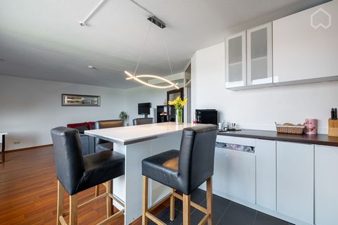 The apartment is on the 4th and 5th floor with a view of the cathedral and the Mediapark Tower. Absolute peace on the balcony with a view The bedrooms and a bathroom with bathtub are on the upper floor. Life is on the lower floor. An eat-in kitchen f...