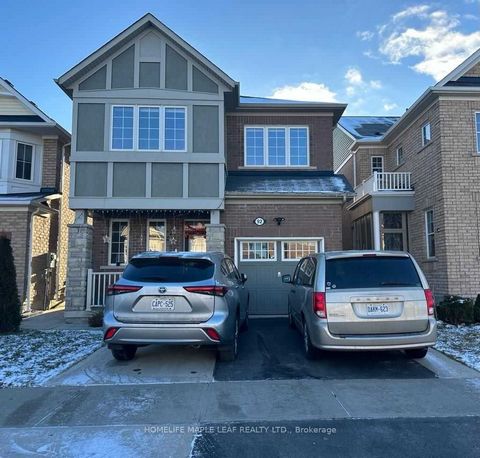 Location!! Location!! Location!!*Fully Detached Spacious 4 Bedrooms & 3 Bath Situated In Most Desirable Mount Peasant Go Station Area*Amazing Layout With Combined Great Room & Dining Room*Hardwood On Main Floor*S/S Appliances*Concrete Around The Hous...