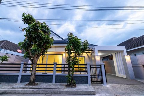 Welcome to your dream home! This recently renovated, spacious house is nestled in an area with a well-developed infrastructure, offering everything you need for a comfortable and vibrant lifestyle. Conveniently located near a renowned sports street, ...
