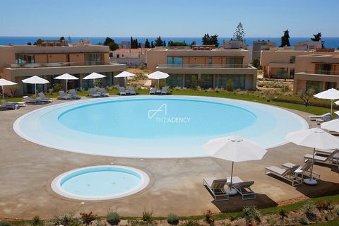 The WhiteShell development is located in the tranquil village of Porches in the Algarve. Originating in the mid-sixteenth century, Porches still bears traces of its Roman occupation and is famous throughout this region for its wine and its pottery. T...