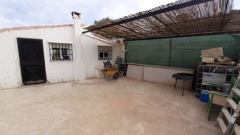 Located in La Cala de Mijas. Beautiful country house for sale in Cala de Mijas. 100% self-sustaining house project. House legalized and completely renovated, light, water, windows, floor, etc. all brand new! 1300m² of land, 50m² built of house, (1 be...