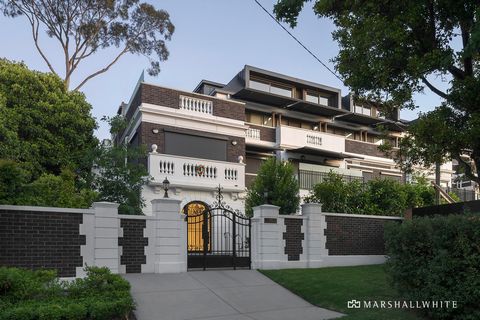 Positioned in one of Melbourne's most desirable locations and created by leading architect Christopher Doyle, this residence satisfies every conceivable desire one could need in a luxury apartment. Boasting grand proportions and an enviable locale, t...