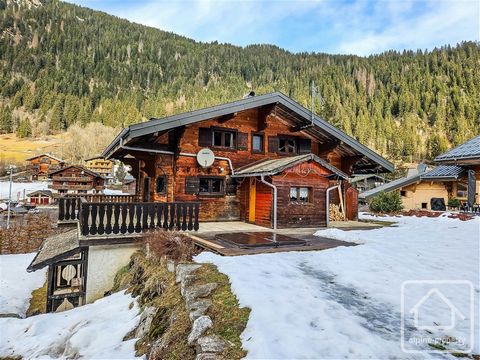 If you believe in the importance of location when it comes to ski chalets, then this property could be for you. Located alongside the main pistes in Chatel, this is one of the resorts only true “ski in/ski out” properties. Originally dating from the ...