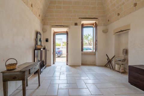 Charming ancient independent house elegantly renovated with design details and with skilful recovery of the Salento architectural style. The rooms of the house are bright and airy with significantly high ceilings, which are marked by the peculiar stu...