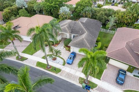 It sounds like a lovely home with some great features! The fact that it's located in Weston Hills adds to its appeal, as it's a desirable area. Having an original roof suggests durability, and the remodeled bathroom and kitchen likely enhance both th...