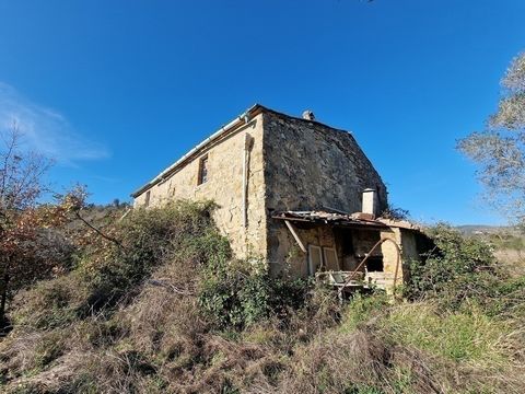 Let your imagination run wild and purchase an old rustico in Tuscany, because there is rarely a better opportunity to create your own paradise surrounded by cypresses, olive trees and old holm oaks! The property consists of 5 buildings in need of ren...