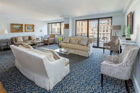 Bright and open north-facing views await you from every window of this very spacious seven-room apartment. 17BC is currently laid out as a large two-bedroom, three-full-bathroom home with a double living room plus separate dining room and breakfast n...