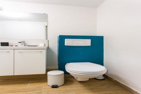 Checkmyguest vi offre un accogliente monolocale di 20 m² nel quartiere Lussemburgo, Parigi 6°. Ideale per soggiorni indimenticabili, offre un accesso privilegiato al Panthéon, un monumento neoclassico, e alla fontana dei Medici nei Giardini del Lusse...