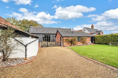 Beautiful Vaulted Barn. This impressive 17th century threshing barn is an unusual and dramatic family home – one you will neither tire of nor grow out of. This U-shaped building, with four bedrooms and three bathrooms in the largest wing, is attached...