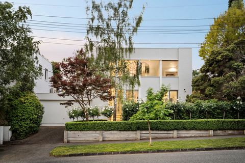 Nestled within a large wrap-around leafy garden backdrop, this unique architect designed residence provides a contemporary lifestyle of stunning sun-soaked living. Blue gum timber floors and premium finishes add sophistication to the dual-zoned layou...