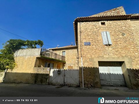 Mandate N°FRP154960 : House approximately 99 m2 including 5 room(s) - 3 bed-rooms - Terrace : 30 m2, Sight : Village. - Equipement annex : Cour *, Terrace, Garage, - chauffage : bois - Expect some renovation - Class Energy F : 385 kWh.m2.year - More ...