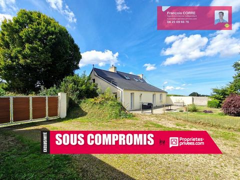 Idéalement située entre Morlaix et Plourin-lès-Morlaix, maison de campagne rénovée avec extension composée de l' entrée avec vestiaire, menant au salon-séjour confortable équipé d'un poêle à bois et ouvert sur la salle à manger avec un accès direct à...