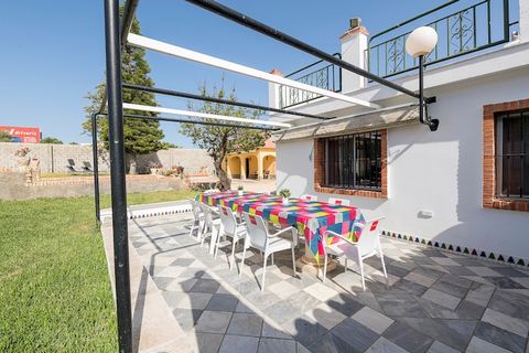 The exterior of the property is ideal for enjoying the Mediterranean climate and the large garden area next to the elevated chlorine swimming pool. It has a depth of 1.20m and you can also cool off in the outdoor shower while preparing a delicious ba...