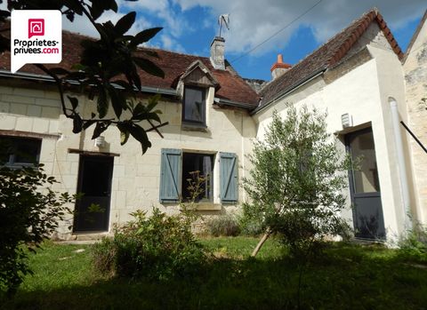 37600 LOCHES. Dans un hameau. 2 Anciennes MAISONS DE PAYS rénovées. ........................................................................................................... Situé à proximité du centre-ville sur un terrain avec caves et jardin, trè...