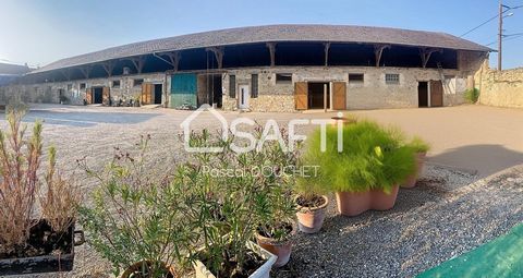 Situé à 2km de Fère en Tardenois, ce charmant corps de ferme bénéficie d'un environnement calme en pleine campagne, offrant une atmosphère paisible. La propriété s'étend sur un terrain généreux de 1930 m², offrant un espace extérieur spacieux avec un...