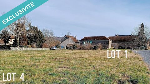 Located in the charming village of Viellenave-de-Navarrenx, this flat 1059 m² plot of land offers the ideal opportunity to build the house of your dreams. Nestled in a typical Béarnais environment, this subdivision of four plots of land benefits from...