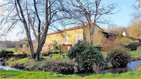 Cadre idyllique pour ce joli moulin en pierre, sur plus de 8 ha de terrain, se composant de prairie, forêt, bord de rivière, un étang de 2000 m². Sans voisins proches et commerces à proximité de Champagne Mouton. Le moulin de 200 m² a des vues ininte...