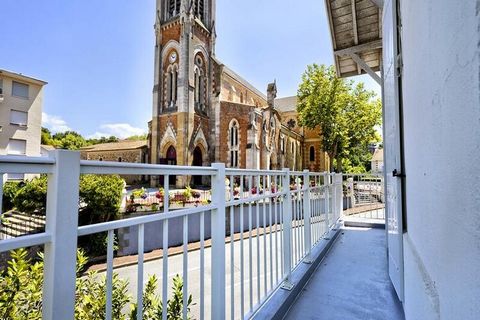 ARCACHON, BASILIQUE NOTRE-DAME – A 200 M DE LA PLAGE ! À seulement 8 minutes à pied du centre-ville, au pied de la basilique Notre-Dame d’Arcachon et de sa célèbre 