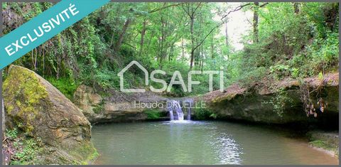 Située dans la charmante commune de Belvèze-du-Razès (11240), cette propriété bénéficie d'un environnement paisible et convivial à quelques pas du lac, propice à la détente. Nichée au cœur d'un terrain de 1040 m², cette villa de plain-pied offre un c...