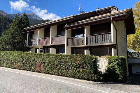 Ce charmant appartement, situé au rez-de-chaussée d'une résidence du quartier de la Vallée des Confins à La Clusaz, offre un refuge cosy pouvant accueillir jusqu'à 4 personnes. Orienté ouest, l'appartement bénéficie d'une jolie vue sur Beauregard et ...