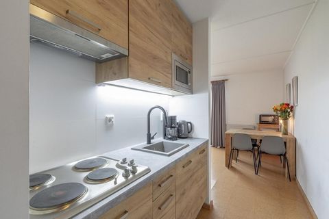 Un acogedor apartamento amueblado cerca de la playa de Julianadorp aan Zee. El apartamento Standslag 199 está situado en el segundo piso del complejo. Y es apto para 4 personas, en definitiva, una maravillosa escapada en familia. Hay un balcón francé...