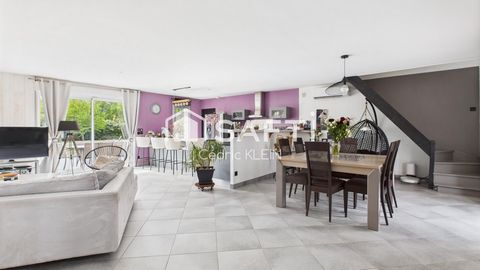 Pavillon récent avec vie de plain pied et joli terrain