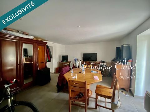 Immeuble de rapport de 96m2 avec deux appartements avec balcons et garage