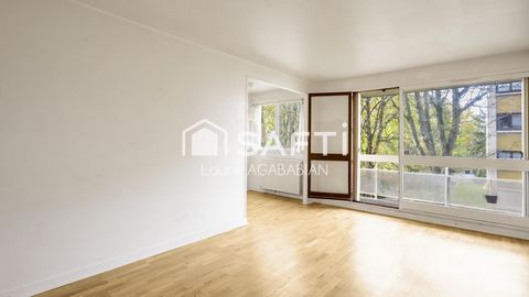 Beau 3 pièces traversant avec 2 balcons, cave et stationnement