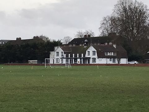 Excellent Victorian Design Pavilion / Accommodations sitting on large 8.75 Acres of lush Playing Fields For Sale in London Esales Property ID: es5553556 Property Location Gresham Athletic Ground, Eltham Road, Lee Green LONDON SE12 8ES United Kingdom ...