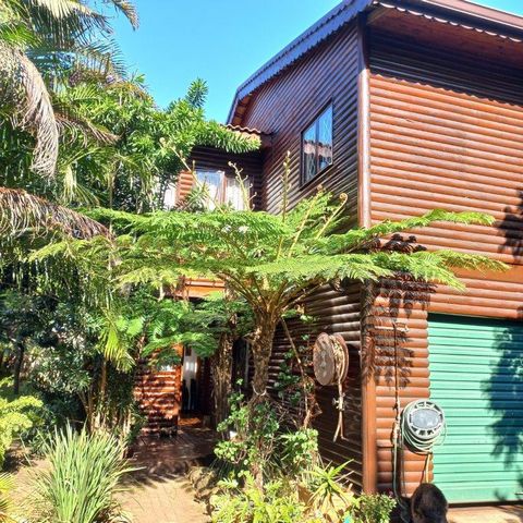 Stunning 6 Bed Villa & Cottage For Sale in Marina Beach Kwa-Zulu South Africa Esales Property ID: es5553503 Property Location No 12 Mars Road (Lot 53) Marina Beach Kwa-Zulu Natal 4281 South Africa Property Details With its glorious natural scenery, e...
