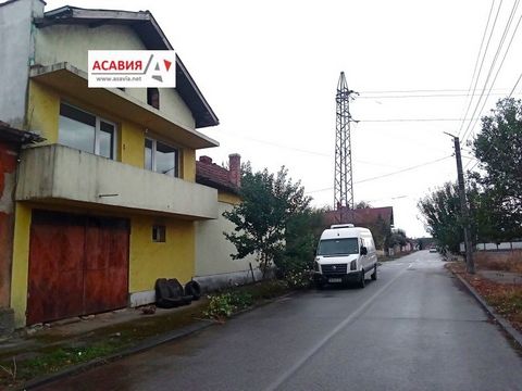 OFFER 17442 - ... - Agency 'ASAVIA' For sale 2 houses with a yard 300 m from the center of the town of ASAVIA Letnitsa. The yard has an area of 1814 sq.m., the houses have a total built-up area of 316 sq.m. 190 square meters of them are new construct...