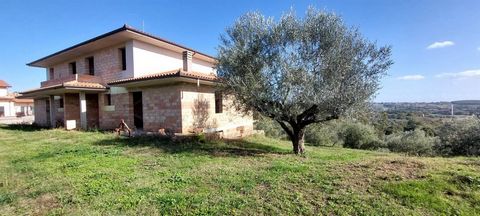 Montefiascone In the quiet town of Vallalta, in via Mosse, located close to the Falisco di Montefiascone hill, near Lake Bolsena, with a panoramic view. Semi-detached villa currently in its raw state, possibility of purchasing the entire villa or a s...