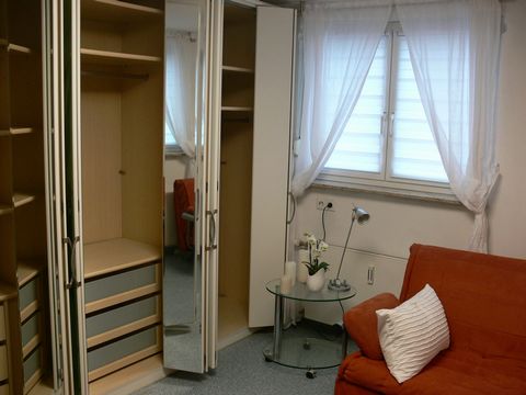 This beautiful flat has been furnished with attention to detail and is now available. Directly in the Leonberg and therefore not far from Stuttgart City you will find this cosy flat. Completely furnished and including all additional costs it leaves n...