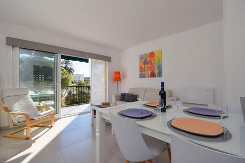 Wonderful and nice holiday house in Denia, Costa Blanca, Spain for 4 persons. The house is situated in a holiday complex with bar and restaurant, in a residential beach area, close to shops and supermarkets, at 2 km from Playa de Les Marines beach an...