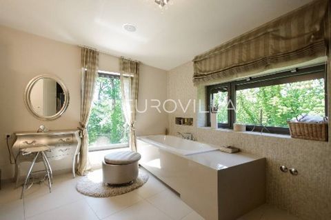 Beautiful newly built family villa, is located in the most beautiful and residential part of Zagreb, Tuskanac, surrounded by numerous residences and embassies, in complete peace and quiet.Total NPC 620m2 indented in three floors, located on a land ar...