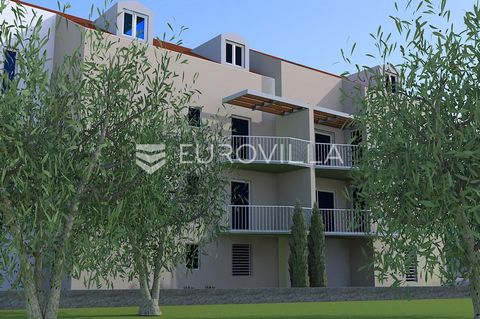 Cavtat, new building, residential unit NKP 62.42 m2 on the second floor of a residential building. Two-room apartment NKP 62.42 m2 consists of a hallway with a wardrobe, a bathroom with a toilet, a kitchen, a spacious living room with a dining room, ...