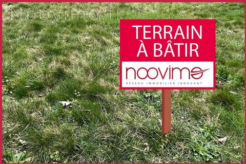 Your Noovimo advisor Jérôme Leray ... ... offers you EXCLUSIVELY: IN ST ETIENNE DE MER-MORTE, TOWN CENTRE, Beautiful building land (validated operational CU) facing south of 2816m, close to shops, schools and services. This serviced land is connected...