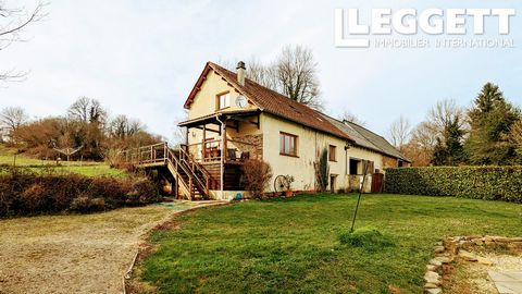 A26889LNH24 - This detached property is located on the edge of a small hamlet where you can enjoy peace, tranquillity and panoramic views over the property’s pastureland which is ideal for your horses. Animals will also benefit from the 82m2 barn fro...