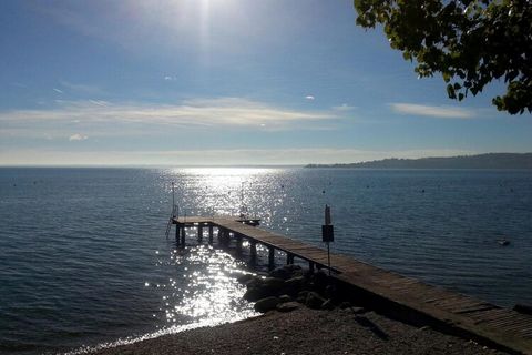 Vacanze nel parco roulotte direttamente sul Lago di Garda, immerso tra ulivi secolari. Le case mobili sono modernamente arredate e tutte dotate di terrazza coperta. Il complesso turistico offre servizi per tutta la famiglia: piscina esterna comune co...