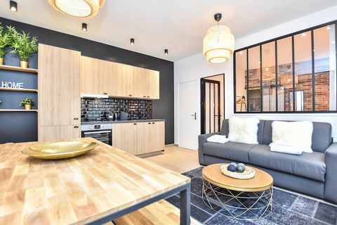 Offrez-vous le summum du confort et du style parisien avec cet appartement de 90 m², situé dans le quartier recherché de Pigalle - SoPi. Cette résidence offre un espace généreux pour accueillir jusqu'à 8 personnes. Profitez de son emplacement privilé...