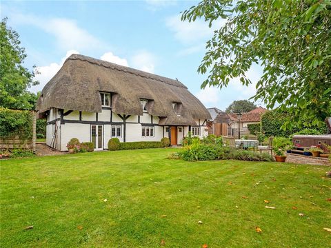 Fine & Country are delighted to present Squirrel Cottage, a Grade II listed 4 bedroom, 3 bathroom rural retreat in St Mary Bourne, Hampshire. Enjoy a wonderful blend of modern comforts and period features, with easy access to London in this idyllic, ...