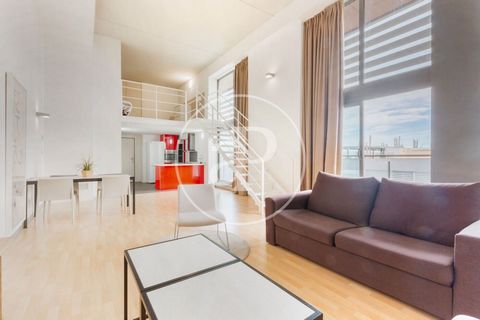 Brand new 108 sqm loft with Terrace and views in Vara de Quart, Valencia.The property has bedroom, 1 bathroom, 1 parking space, air conditioning, fitted wardrobes, balcony, heating and concierge. Ref. VV2411022 Features: - Air Conditioning - Terrace ...