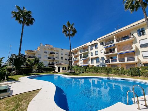 Lorcrimar, Nueva Andalucía, Marbella With First Occupation License Discover this exceptional opportunity to own a charming, fully furnished apartment in the sought-after residential area of Lorcrimar. Ideally located within walking distance of Puerto...