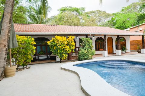 Casa de Luz is a gorgeous 3 bedroom, 3 bathroom recently renovated home located a 5-minute walk to the beach in family-friendly Surfside.  You truly feel you are in a tropical paradise with modern amenities in your home. Featuring beautiful vaulted t...